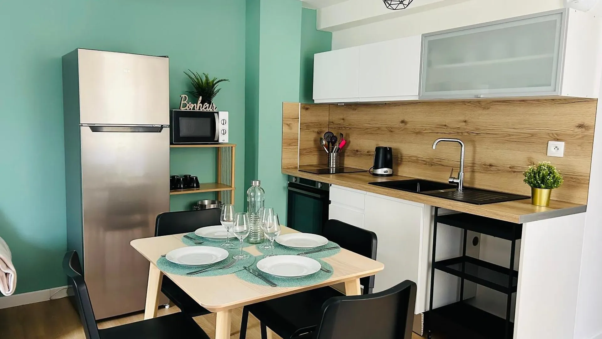 Chez Floreen Beaurepaire  0*, Beaurepaire (Isere) Frankrijk